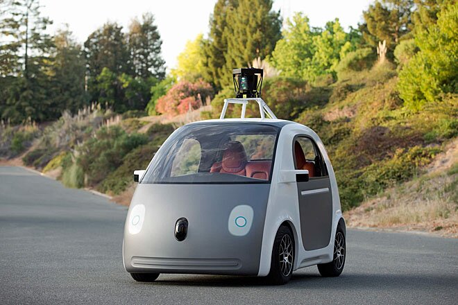 Самоуправляемые машины Google получат водительские права