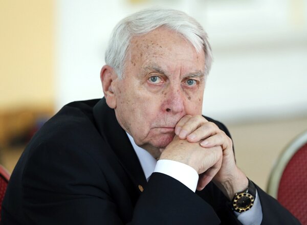 БИОГРАФИЯ: Конструктор подводных лодок Игорь Спасский