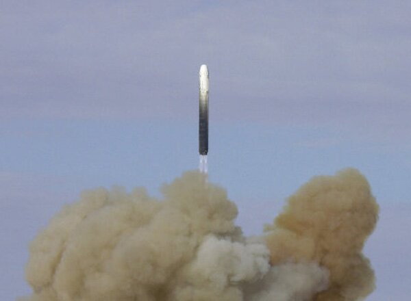 РВСН успешно запустили баллистическую ракету РС-18 по полигону на Камчатке